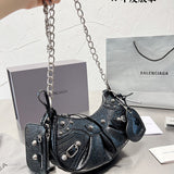 Ziva's Charm handbag – front view (one versatile size)