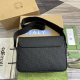 Side profile of polished chic women's handbag – women's statement bag