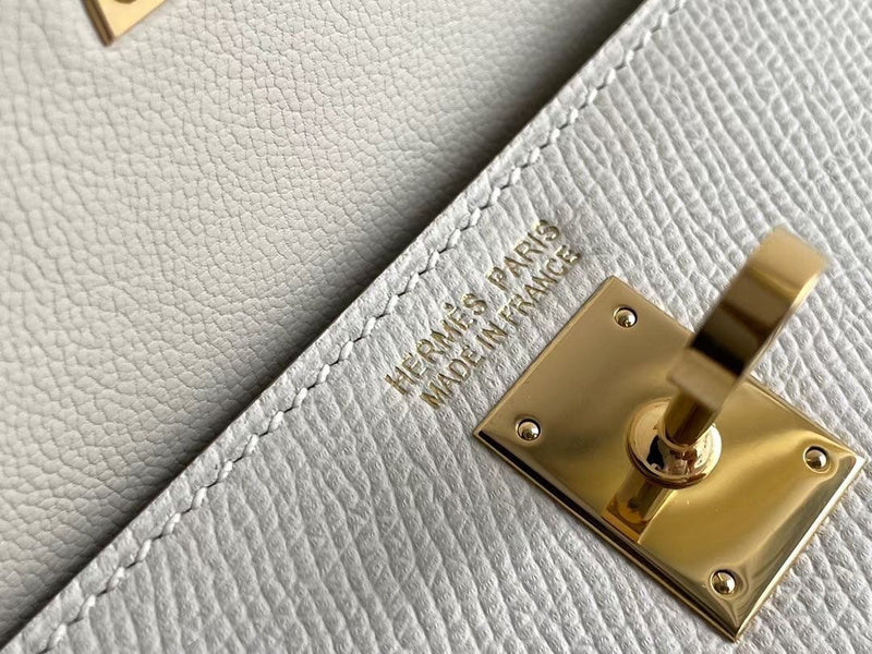 Clean-Lined bag women's premium everyday handbag