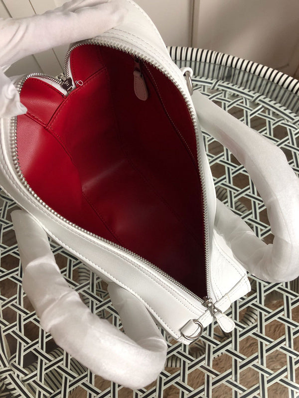 Close-up detail of chic polished women's handbag – women's designer-style accessory