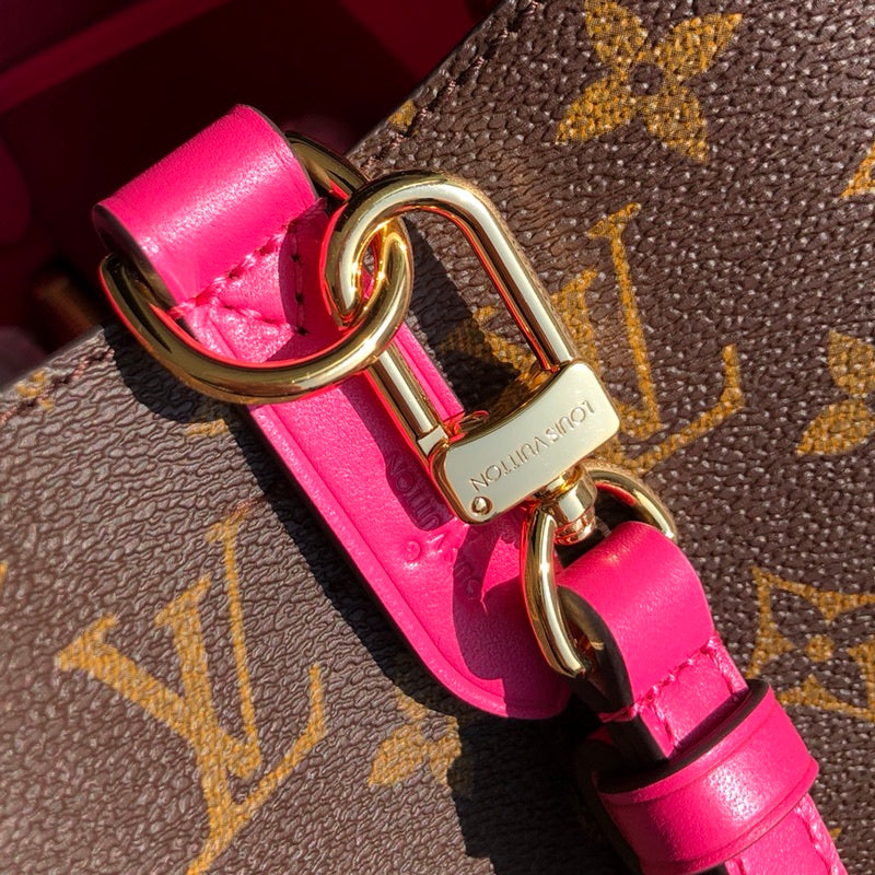 Handle and strap detail of polished chic women's handbag – women's premium purse