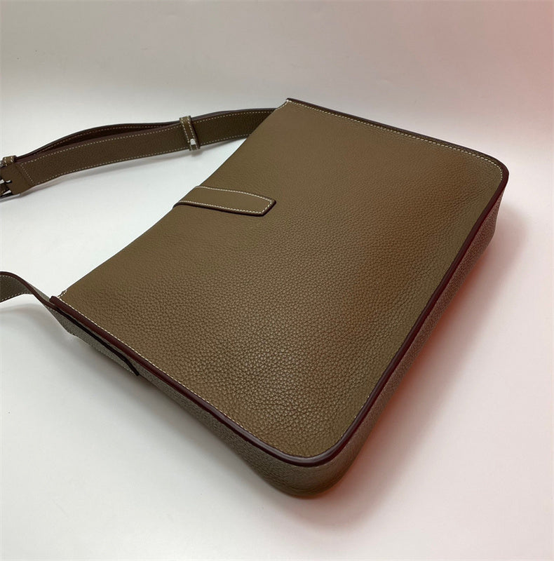  classic shoulder bag styled with outfit 12