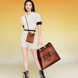 Ziva's Charm handbag – detail view (13cm*6.5cm*18cm)