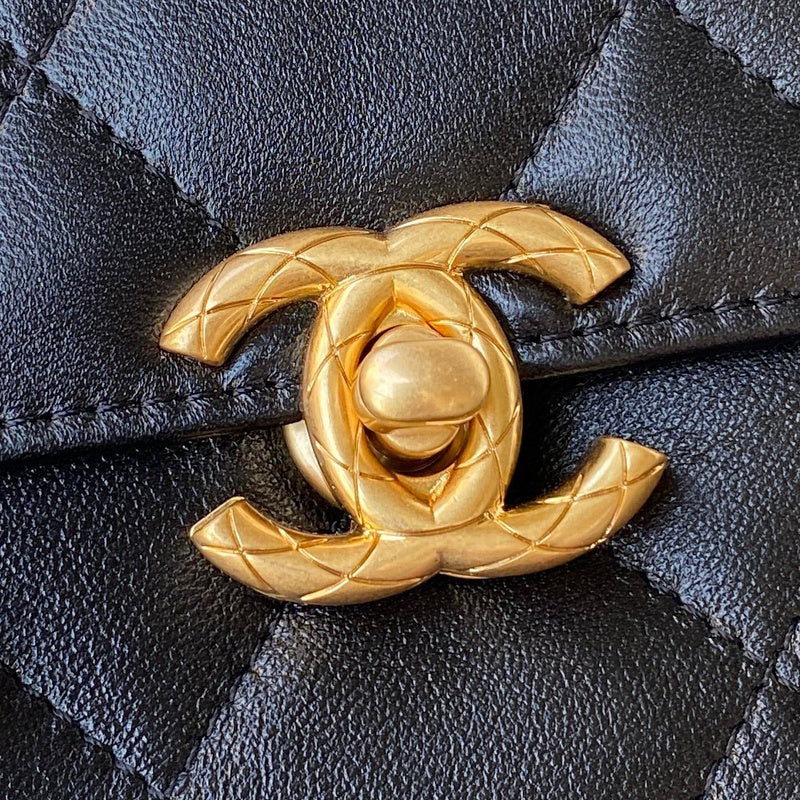  handbag, mid everyday style, image 4