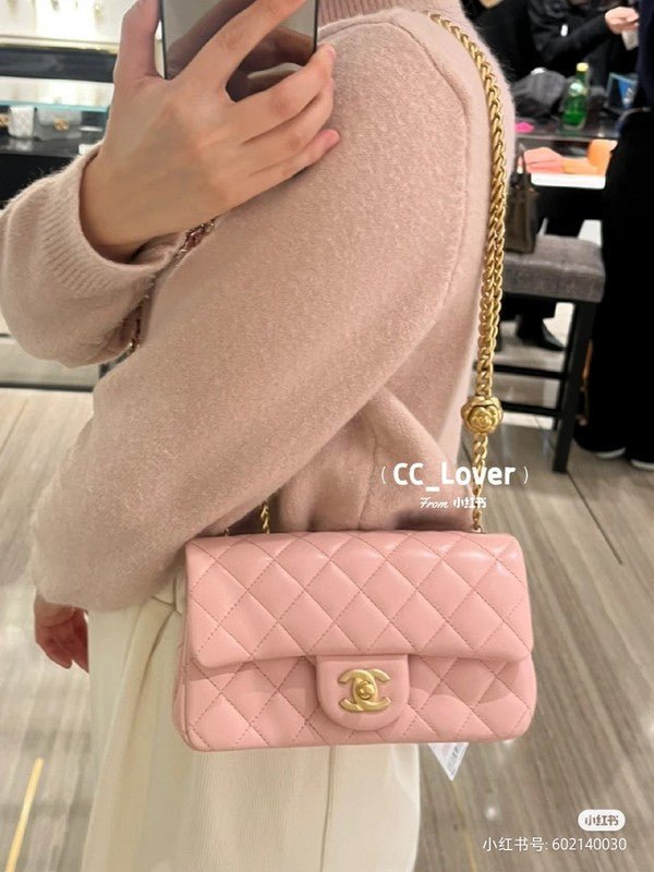  women's handbag, versatile design, view 2
