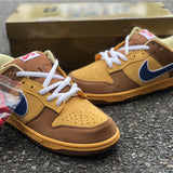 Nike Men's & Women's Iconic Street Trainers — Style 191 close-up view