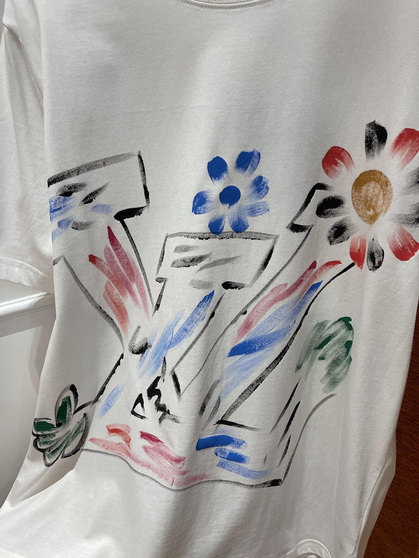 Front view of Louis Vuitton cotton t-shirt with relaxed-fit cut