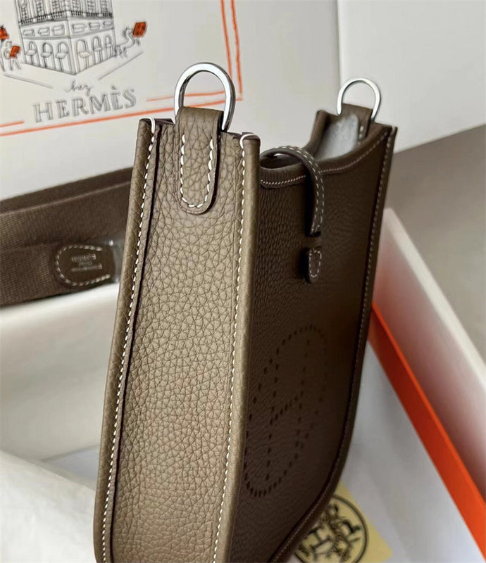  top-handle bag interior and compartment view 9