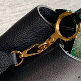  shoulder bag interior and compartment view 9