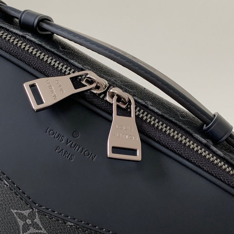 Styled lifestyle shot of polished everyday-luxe women's handbag – women's luxury accessory