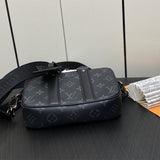  signature everyday bag styled with outfit