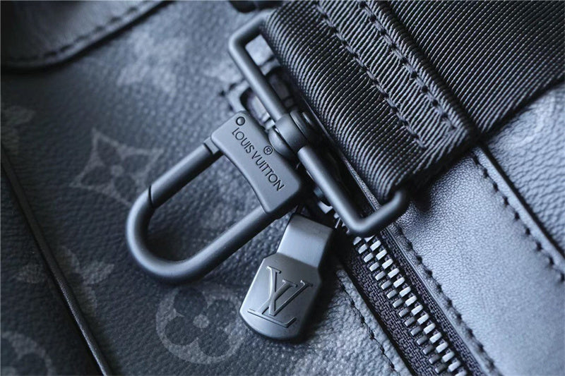  understated everyday bag detail view showing craftsmanship 8