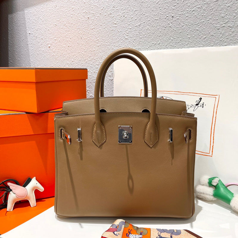 Chic bag shown from front angle