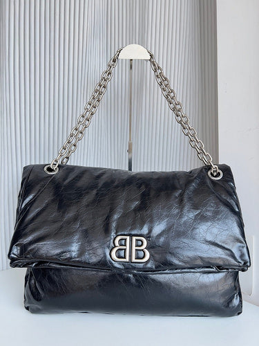 Zivas Charm Refined Everyday Style Fashion Handbag (Polished Everyday Piece) – Front View