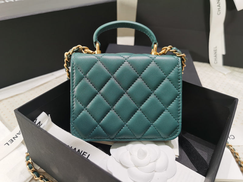  compact purse view 3