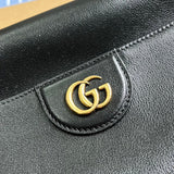 Styled lifestyle shot of everyday-luxe classic women's handbag – women's premium purse
