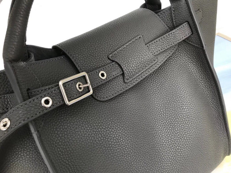 Handle and strap detail of refined statement women's handbag – women's everyday handbag
