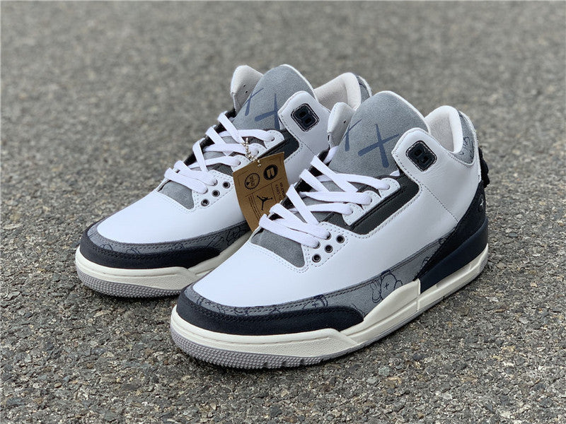 Nike Men's & Women's Premium Athletic Sneakers — Style 079 angle view