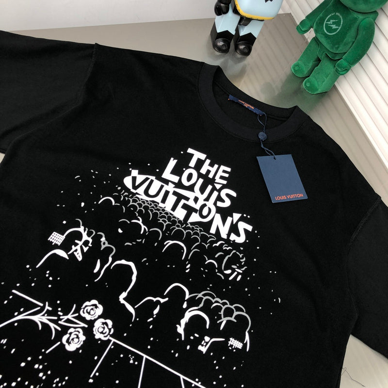 Side profile of Louis Vuitton cotton t-shirt with tailored silhouette