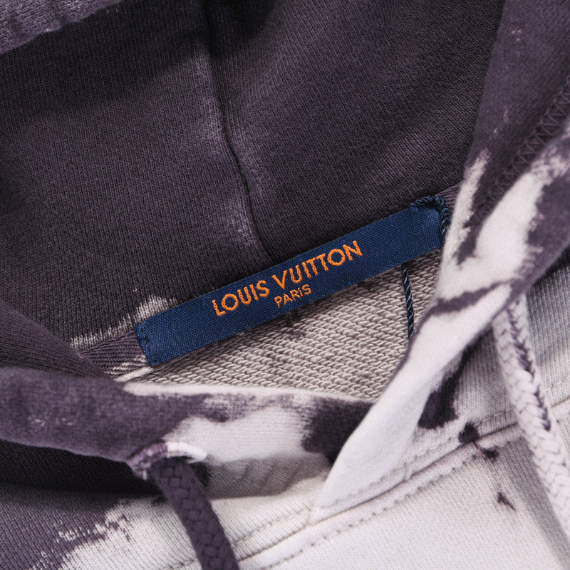 Full styled look of Louis Vuitton luxury clothing with everyday silhouette
