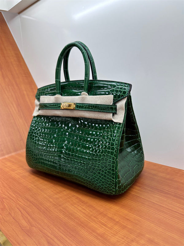  Timeless shopper bag carried on shoulder