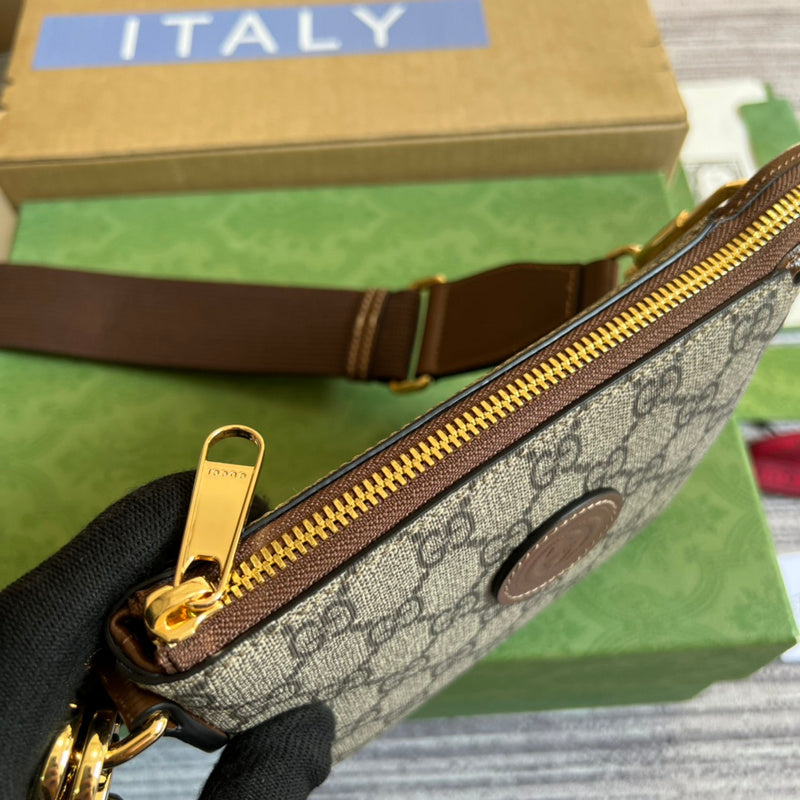 Side profile of signature everyday-luxe women's handbag – women's statement bag