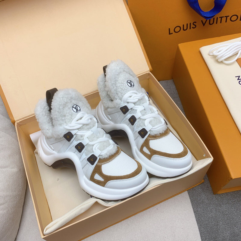 Louis Vuitton shoes Style 322 - packaging and accessories