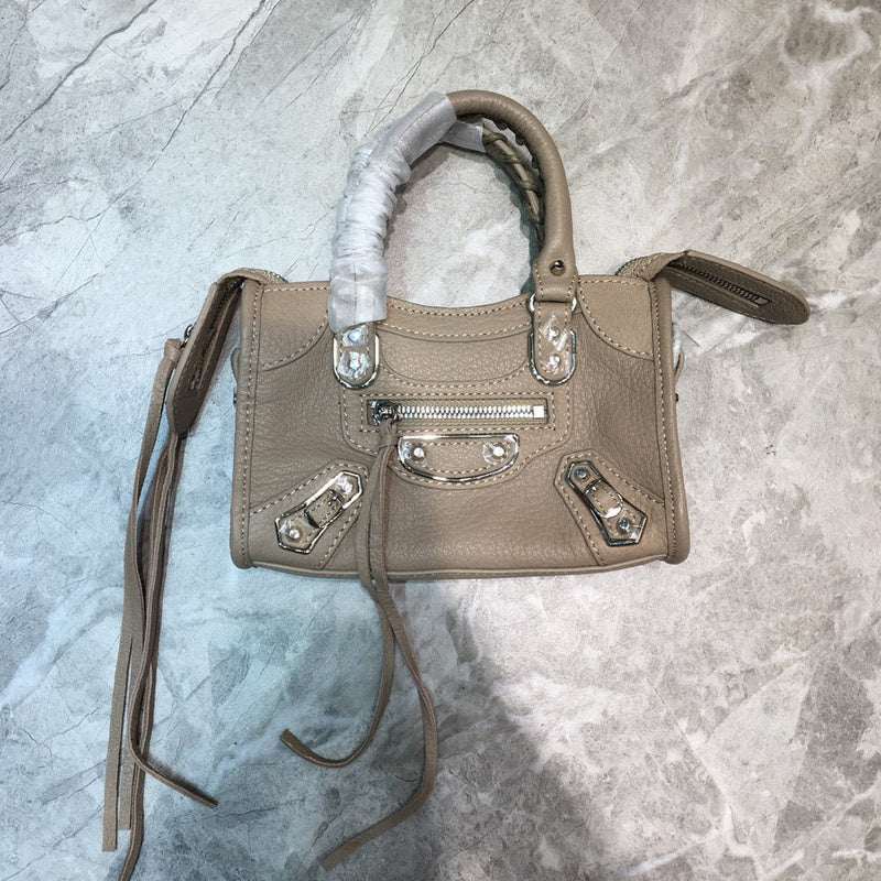 Statement Premium PU Leather Handbag - Versatile Everyday Design | Women's Designer-Inspired Purse #691 - back view (image 4) of designer-inspired handbag