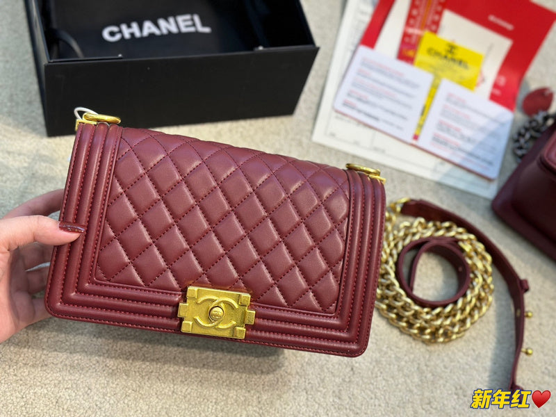 Zivas Charm Signature Style Designer Handbag (Versatile Style Statement) – Lifestyle Shot