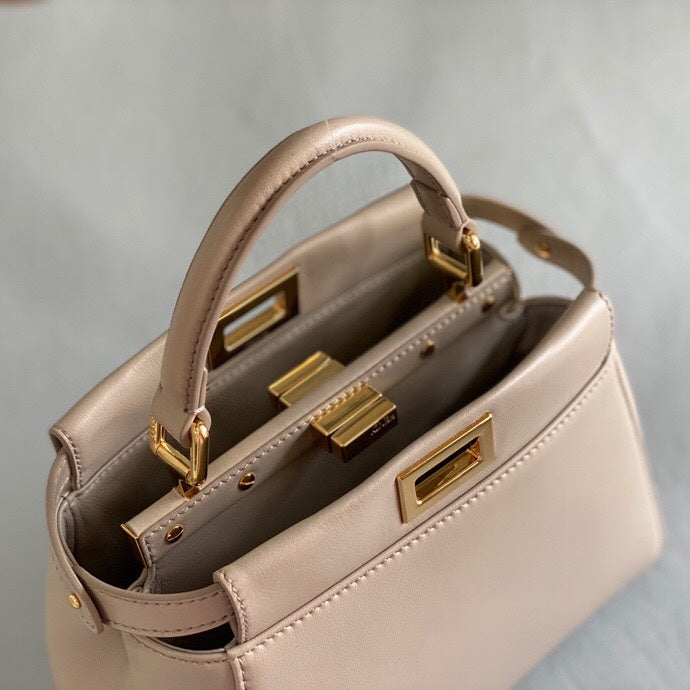 Ziva's Charm handbag – carry view (Standard Size)