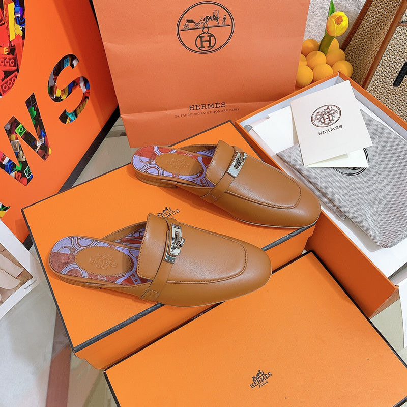 Hermes shoes Style 354 - close-up of timeless elegant design (alternate angle)