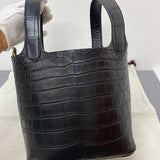 Balanced handbag styled for everyday wear