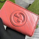Interior view of classic premium women's handbag – women's statement bag