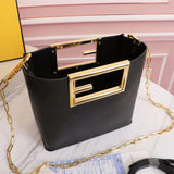 Ziva's Charm handbag – close-up view (Standard Size)