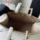  shoulder bag interior and compartment view 27