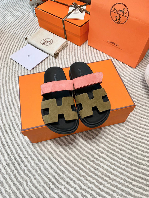 Hermes sandals Style 204 - side profile detail