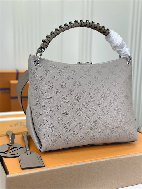  Signature shoulder bag front view 13