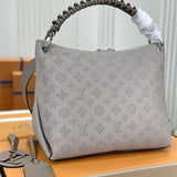  Signature shoulder bag front view 13