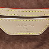Handle and strap detail of polished chic women's handbag – women's everyday handbag