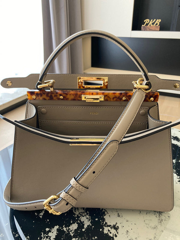 Ziva's Charm handbag – full view (Standard Size)