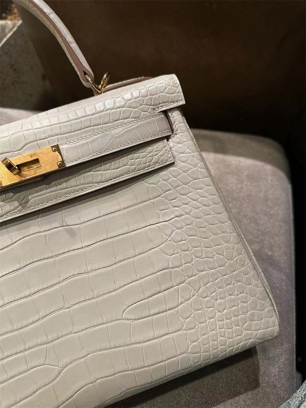 Sleek handbag styled for everyday wear