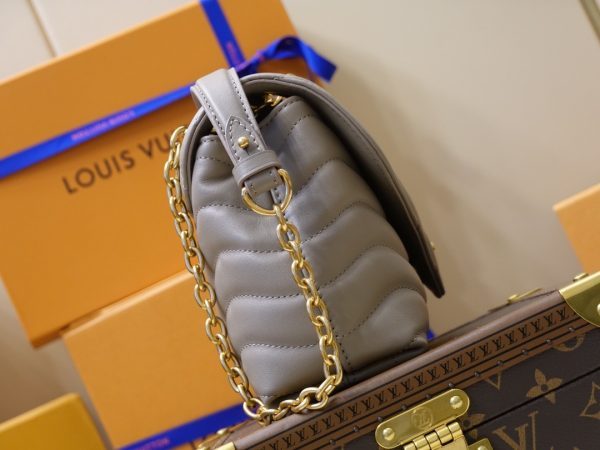 Close-up detail of chic sleek women's handbag – women's everyday handbag
