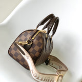  Modern shopper bag carried on shoulder 16