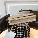  women's handbag, mid design, view 3