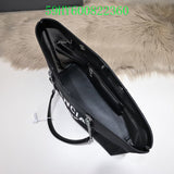 Ziva's Charm handbag – detail view (one versatile size)