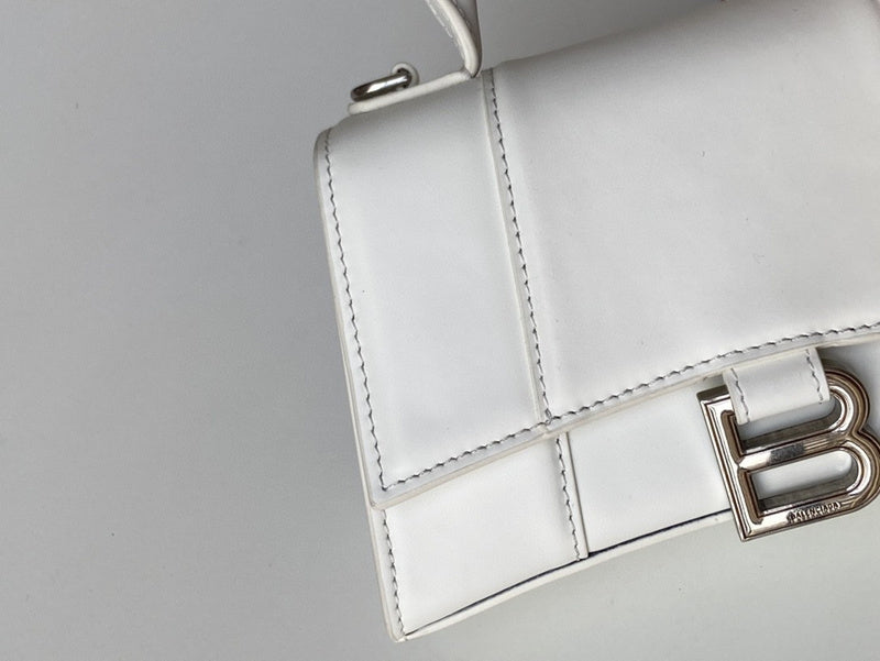Zivas Charm Elevated Essentials Premium Handbag (Premium Everyday Carry) – Back View
