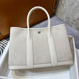  Effortless everyday bag front view 19