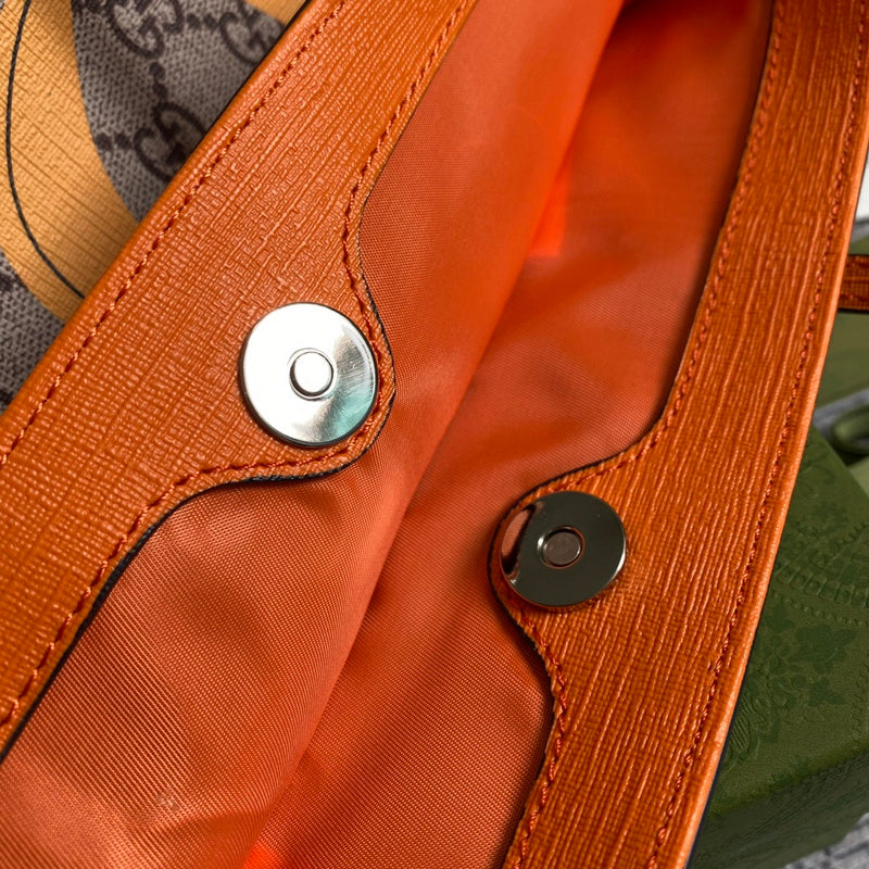 Top view of everyday-luxe premium women's handbag – women's everyday handbag
