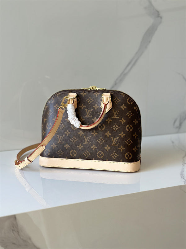  Timeless shopper bag carried on shoulder