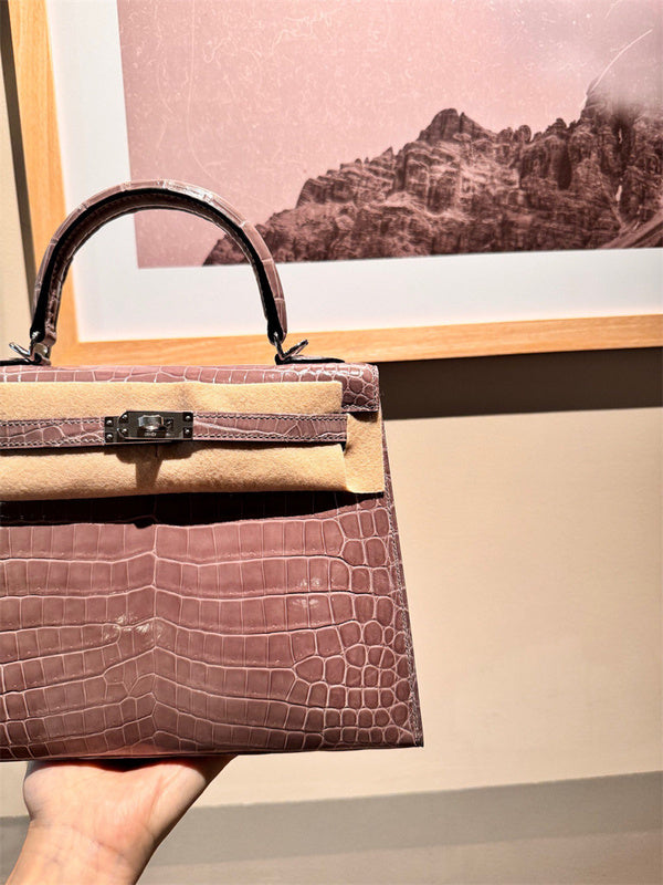 Refined handbag styled for everyday wear